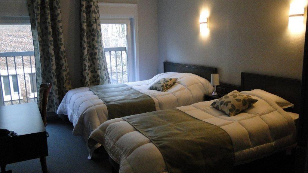 Le Saint Sebastien Hotel Blendecques Room photo